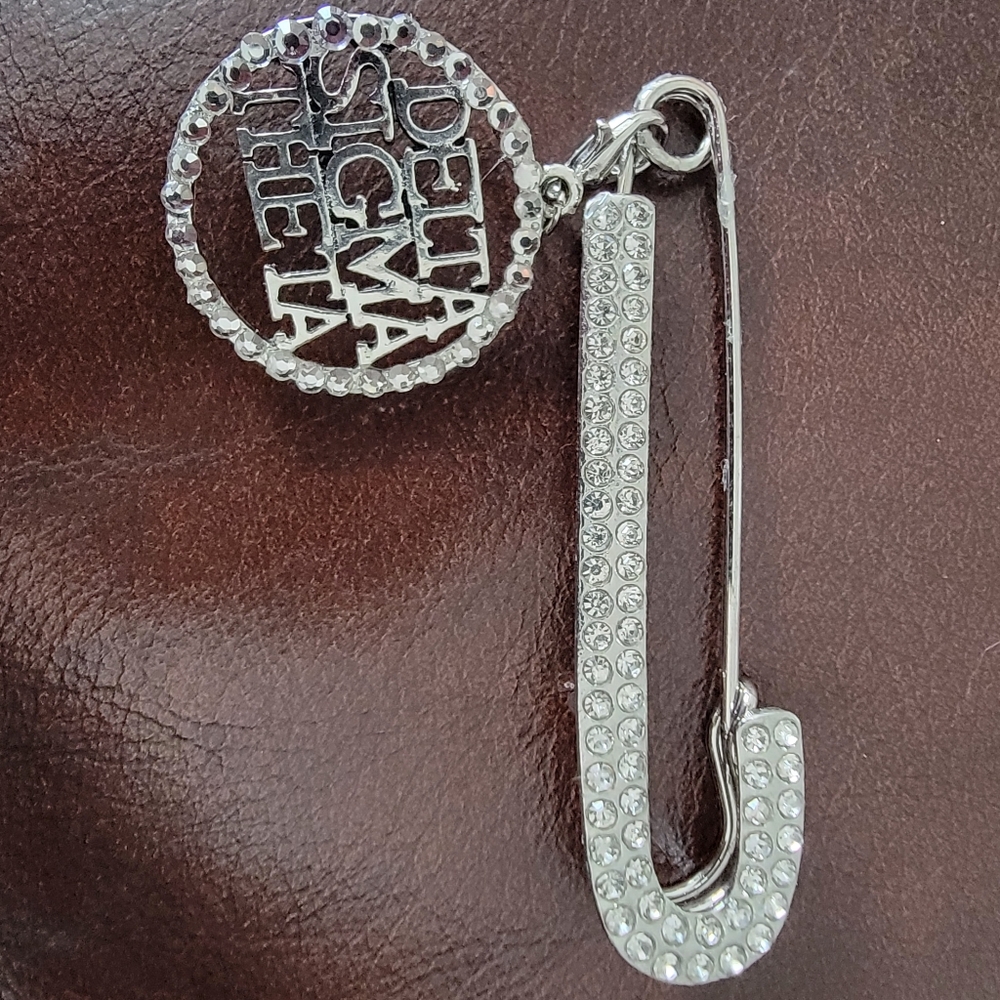 Safety pin brooches